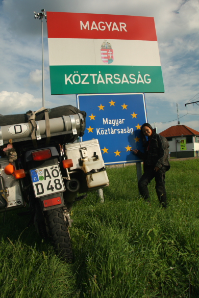 hungary sign.JPG